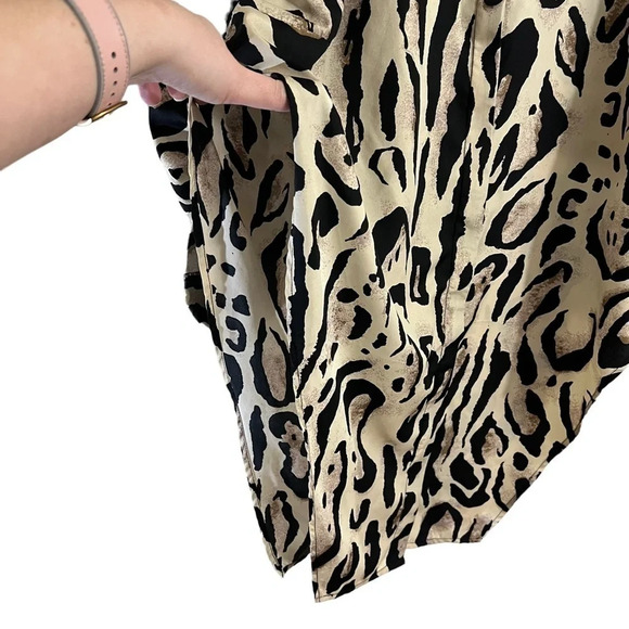 Thread Story Animal Print Button Up Tunic 3X Roll Tab Sleeves Collared Tan Black - Picture 7 of 8